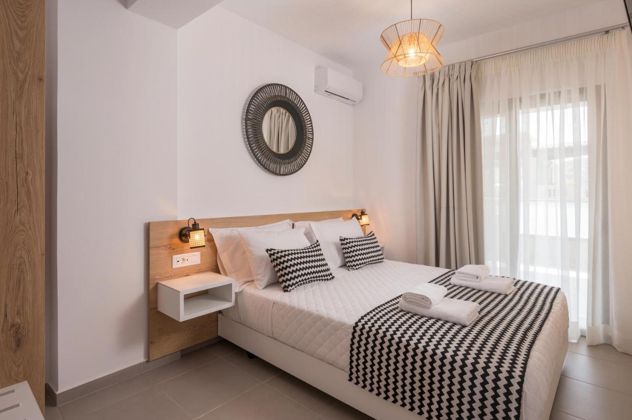 Indigo Blue Seaside Deluxe Apartments Kíssamos Dış mekan fotoğraf