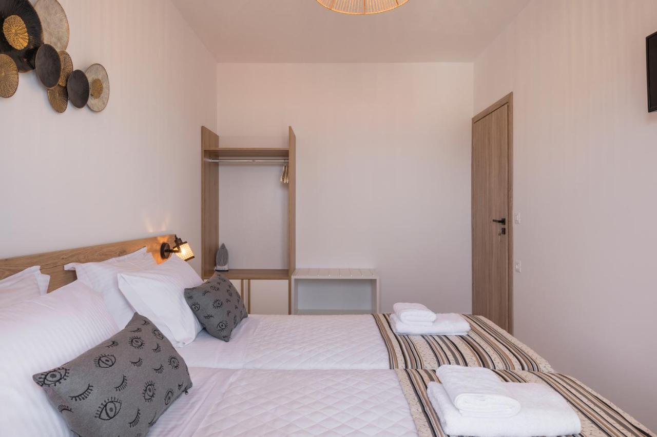 Indigo Blue Seaside Deluxe Apartments Kíssamos Dış mekan fotoğraf