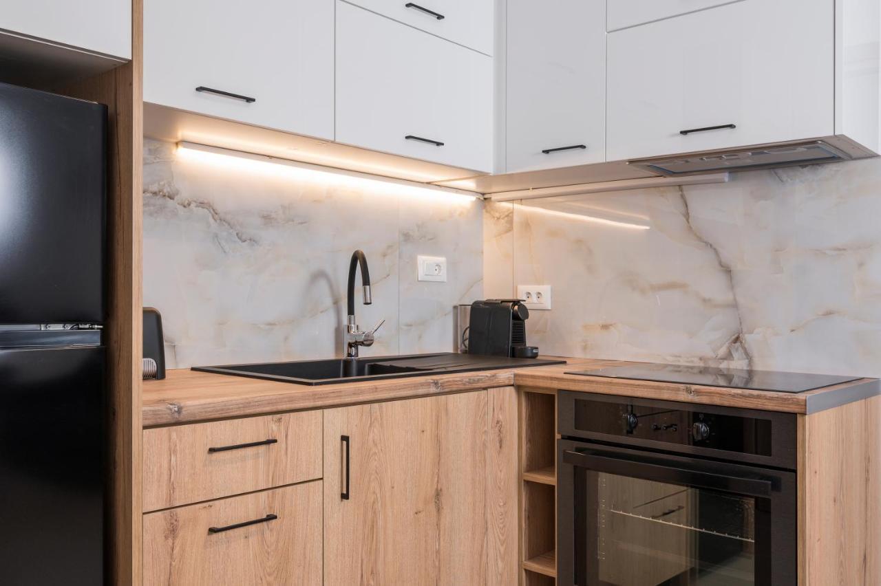 Indigo Blue Seaside Deluxe Apartments Kíssamos Dış mekan fotoğraf